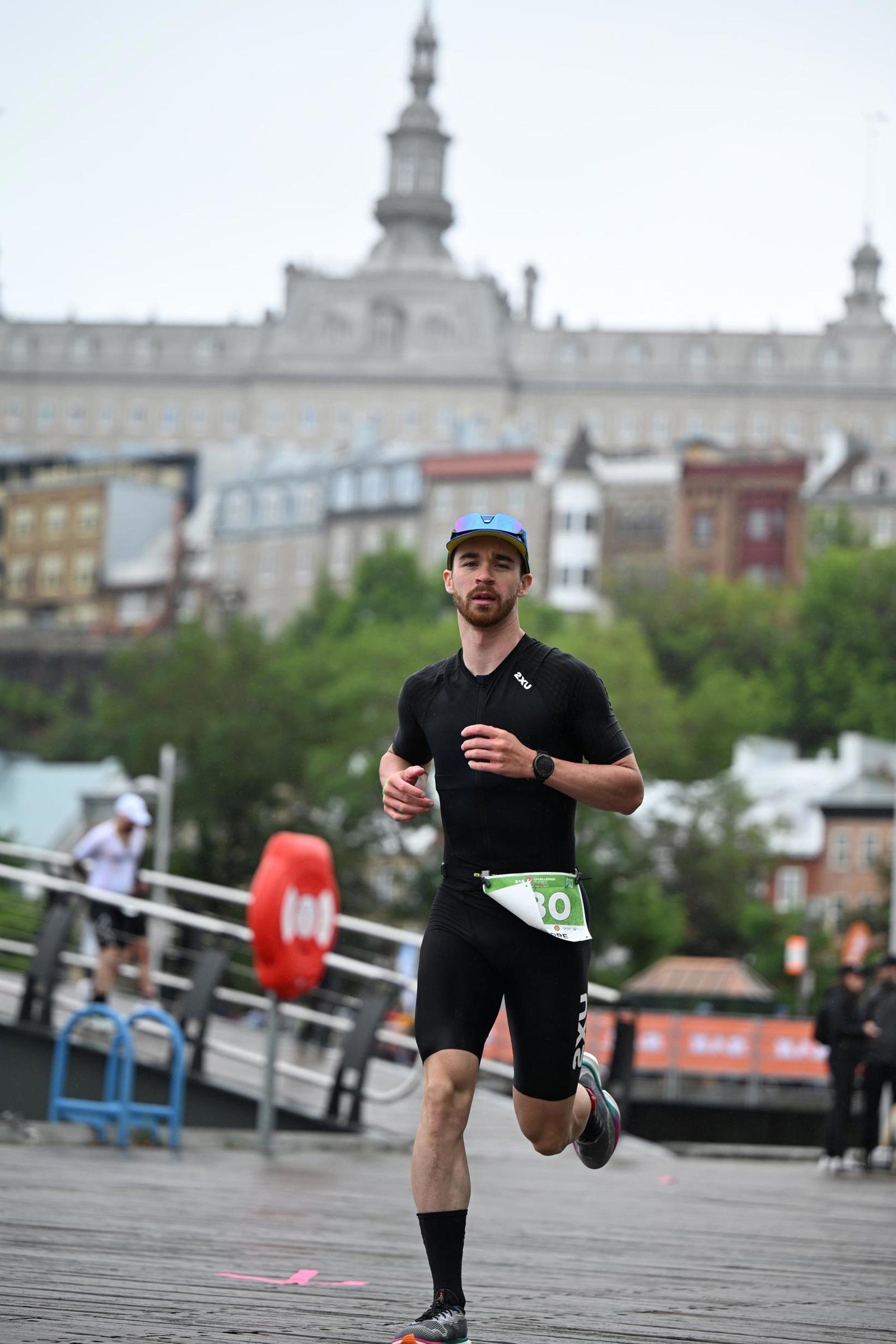 Alexandre Legault en course à pied lors du Triathlon de Québec